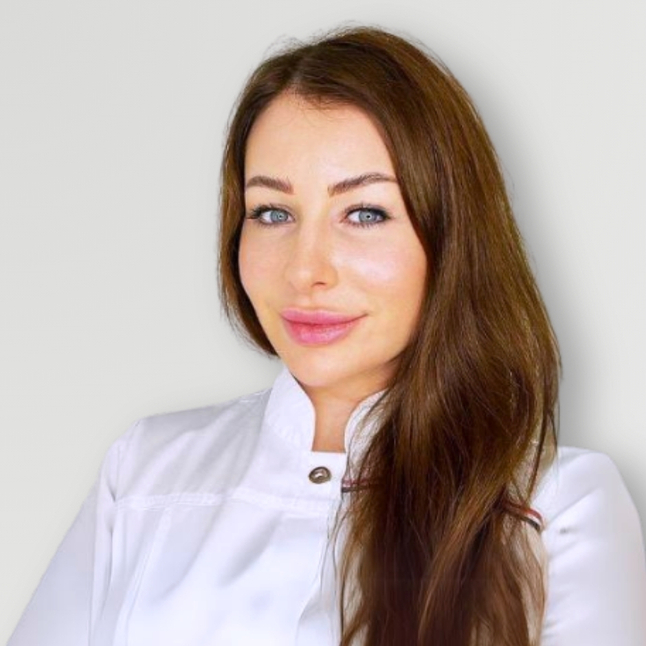 Dr. Ilona Divina